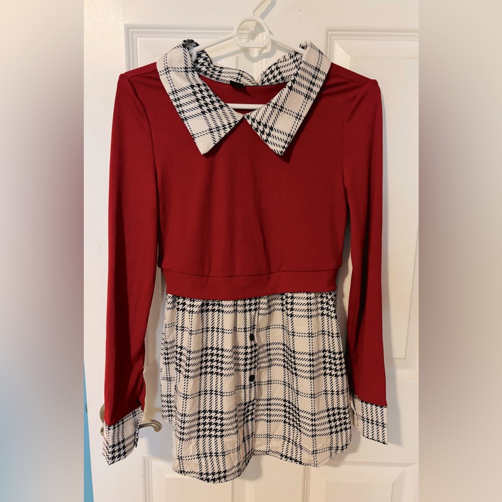 Cute top perfect for work or school